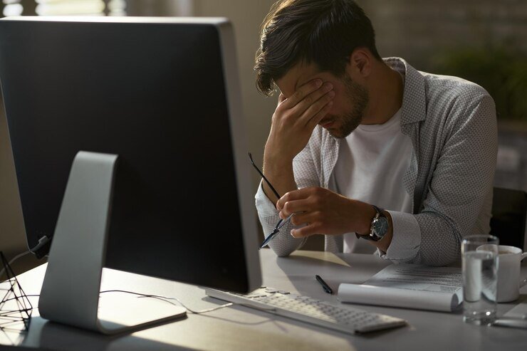 Estresse e Síndrome de Burnout acometem brasileiros