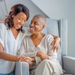 NIVEA se une a instituições e promove o cuidado a pacientes