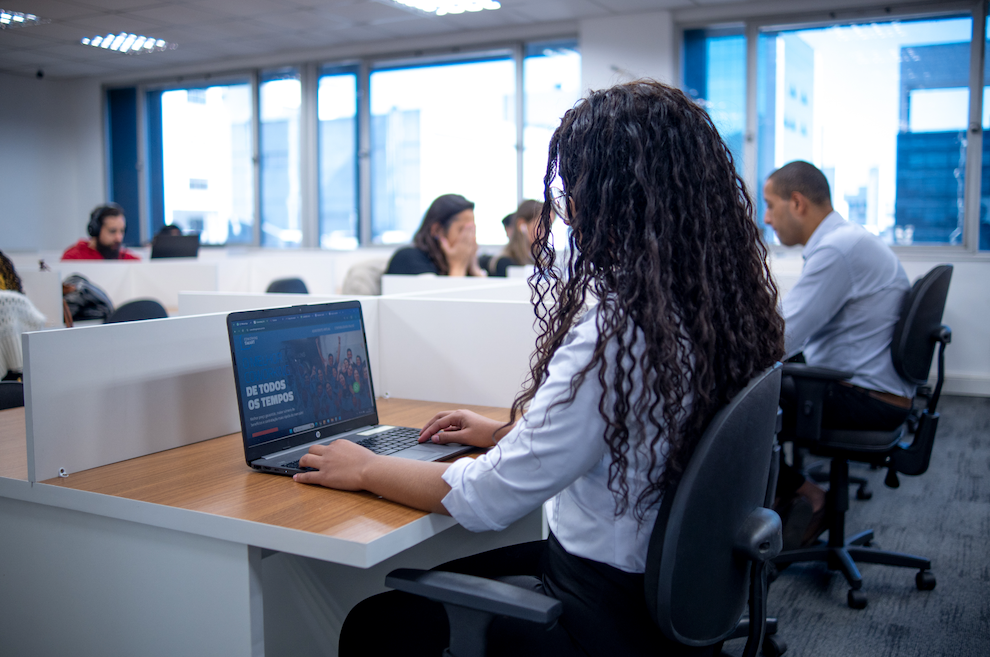 Escritório lança plano de coworking e endereço fiscal