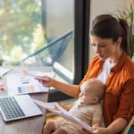 Dois terços das mães abandonam o trabalho por estresse
