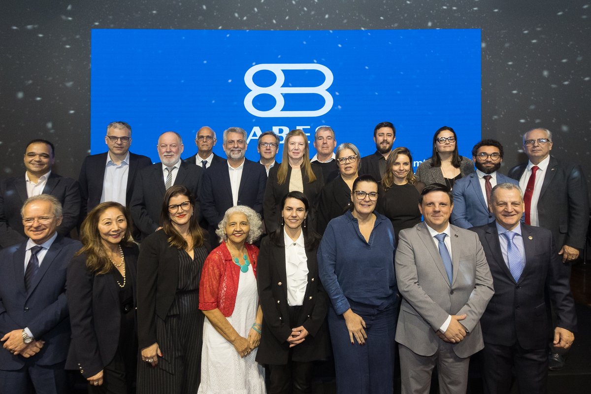 Nova Diretoria Nacional da ABES toma posse para o biênio 2024-26