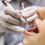 Em BH, escola para dentistas acompanha tendência de mercado