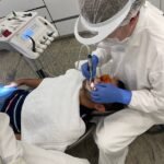 Tecnologia permite clareamento dental com facetas em um dia