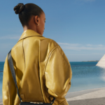 Tumi celebra 50 anos com coleção em tom dourado bullion