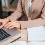 IA jurídica amplia produção de peças no Brasil