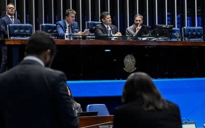 Política