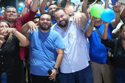 Política